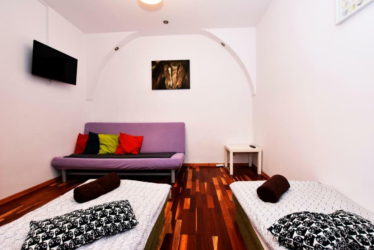 ורוצלב City Central Hostel Swidnicka מראה חיצוני תמונה