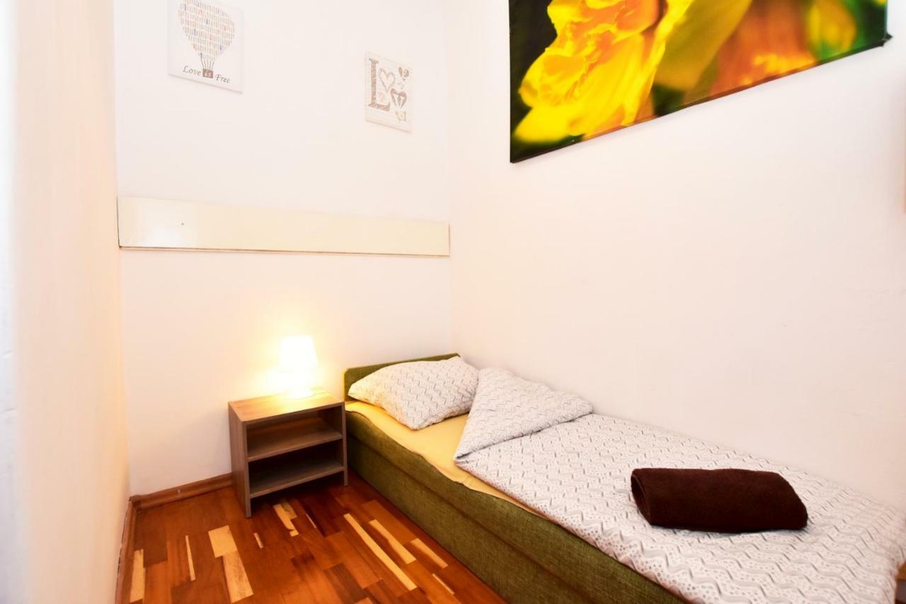 ורוצלב City Central Hostel Swidnicka מראה חיצוני תמונה